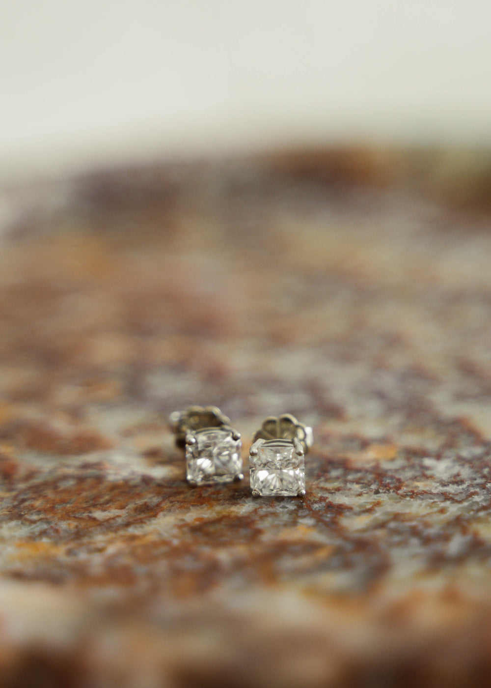 Studs Radiant Diamond